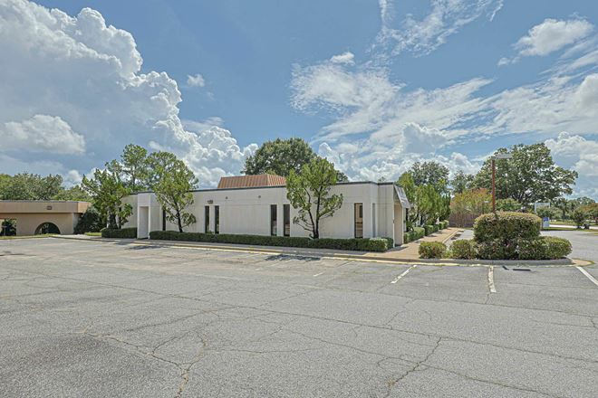 5700 Veterans Parkway, Columbus, GA 31904