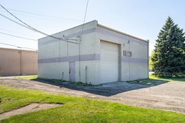 1816 Larchwood Dr