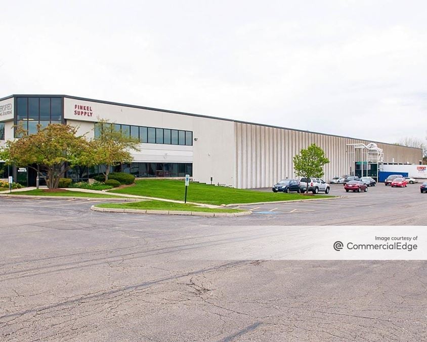 Hamilton Lakes Commerce Center - 1253-1279 & 1285 Hamilton Pkwy