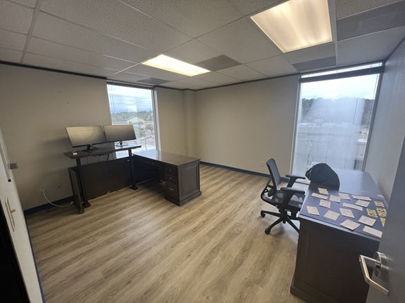 3301 Northland Dr. Suite 405