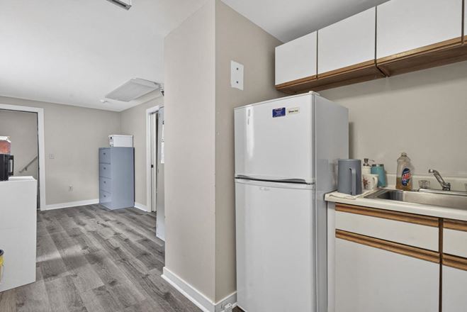 Flexible Use Building | Downtown Nashua | 2,500+/- Usable SF | DMU Zoning