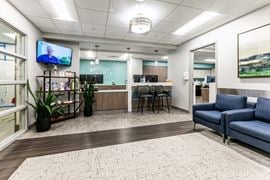 PREMIER MEDICAL OFFICE OPPORTUNITY