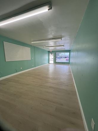 Gulfport Shops on 49th