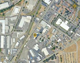 Large Industrial Warehouse w/Yard