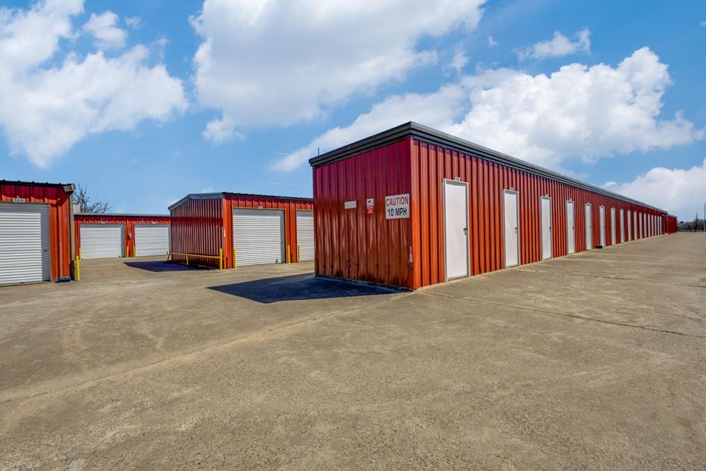 AAA INDUSTRIAL PARK SELF STORAGE