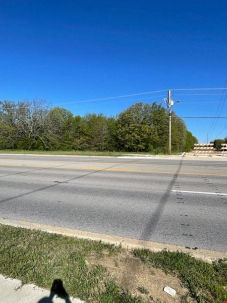 Photo of commercial space at 2 Dalton Farmer Rd in Jonesboro