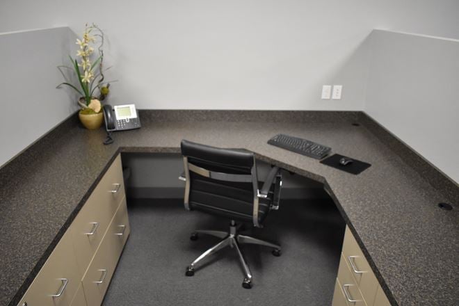 Park Towers Executive Offices - Park Tower I - Executive Offices