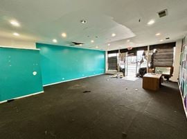 5958 W North - +/-1,000 SF Commercial Storefront for Lease