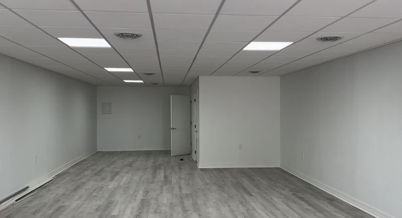 6354 Transit Road - 1,200+/- SF Retail/Office Newly Renovated Space Available