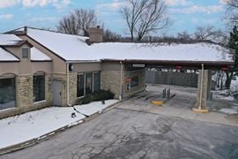 2595 Waukegan Road