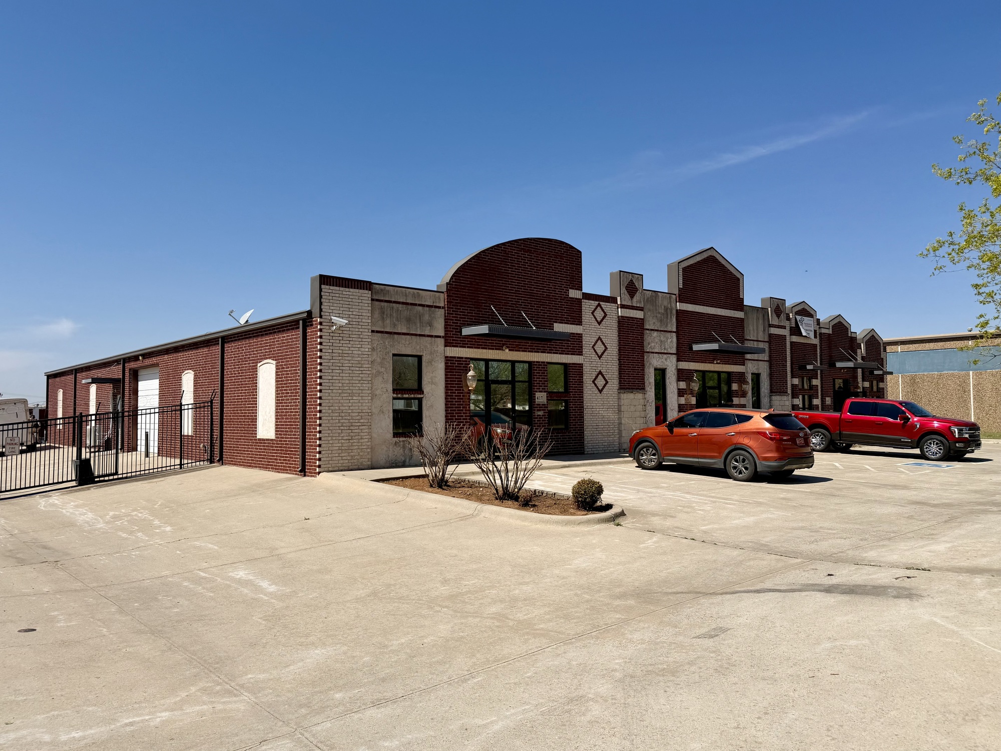 413 South State St, Edmond, OK 73003