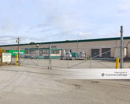 Industrial space for Rent at 742 Old Post Road in Edison