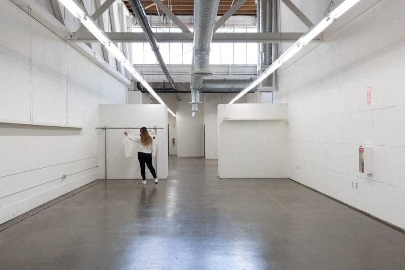 300 - 3,000 sqft industrial warehouse for rent in Los Angeles