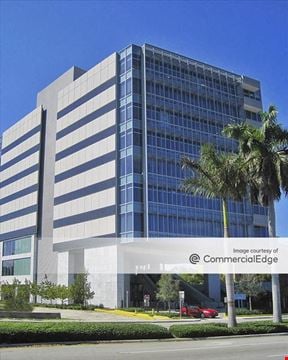 21550 Biscayne Blvd