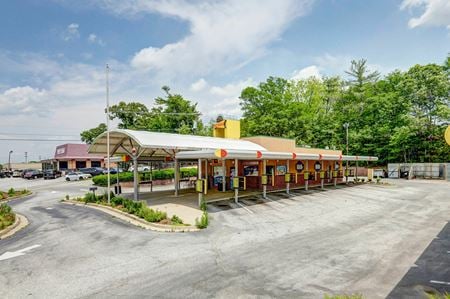 Retail space for Sale at 954 N Pleasantburg Dr in Greenville