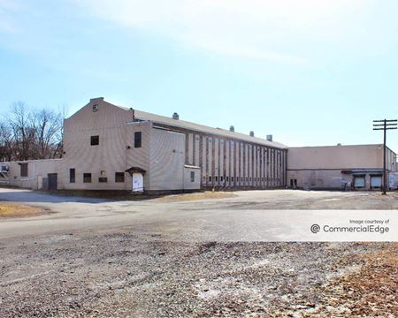 Industrial space for Rent at 40 3rd Street in Walnutport
