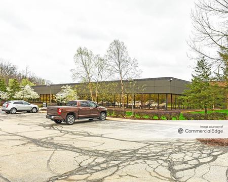 Commercial space for Rent at 6675 Parkland Blvd in Solon