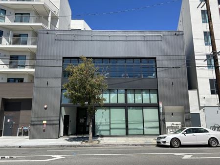 Office space for Rent at 5211 W Adams Blvd in Los Angeles