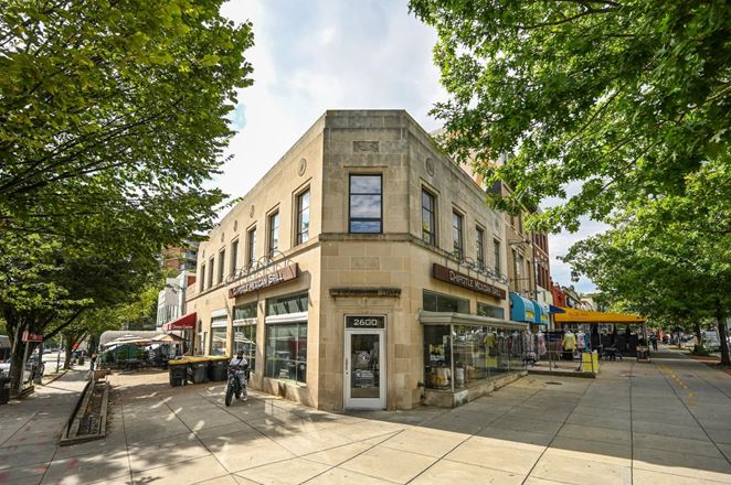 2607 24th St NW