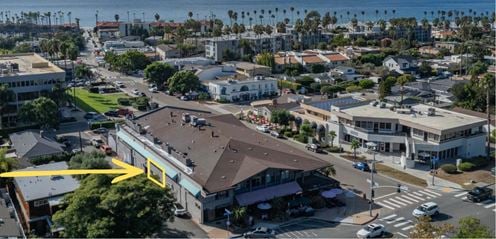 2261 Avenida De La Playa