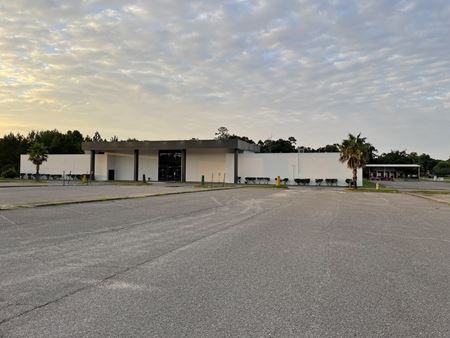 Commercial space for Sale at 2003 E Pass Rd in Gulfport