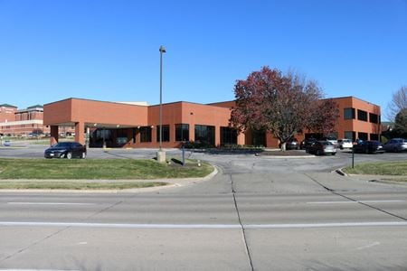 Office space for Rent at 17041 Lakeside Hills Plaza in Omaha
