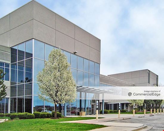 800 Commerce Drive