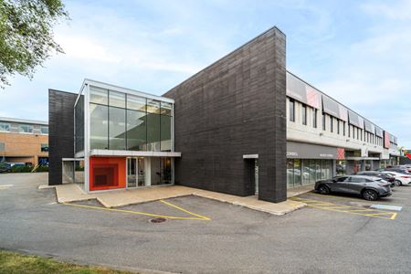 Retail space for Rent at 9000 Boulevard de l'Acadie in Montréal