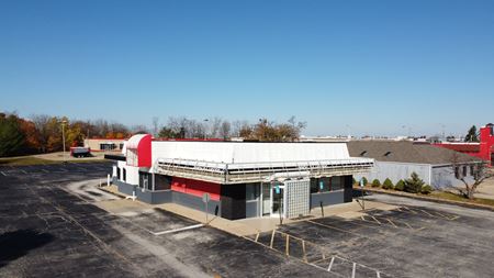Retail space for Sale at 7715 N University St in Peoria