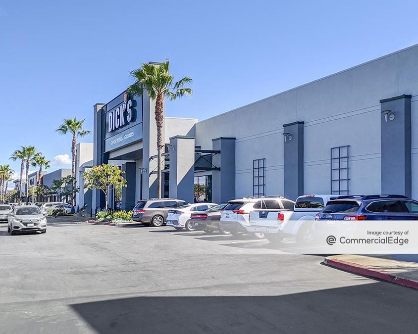 Edinger Plaza 7562 Edinger Avenue, Huntington Beach, CA Retail Space