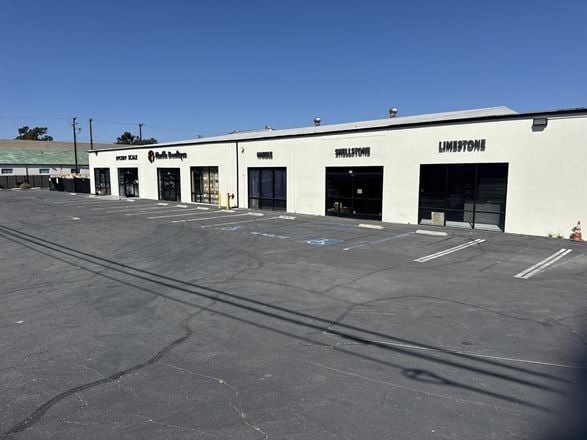 Ball Rd Versatile Powerhouse - Single | Multi-Tenant Industrial