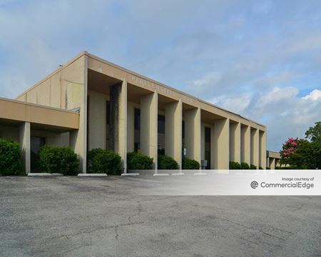 Photo of commercial space at 2800 West Kingsley Road in Garland