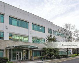 Laurel Creek Corporate Center - 750 Centerton Road