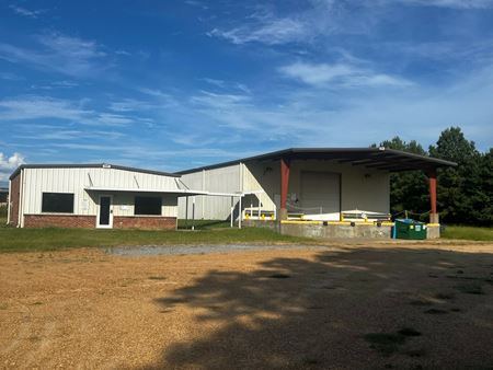 Photo of commercial space at 1831 W Peace St in Canton