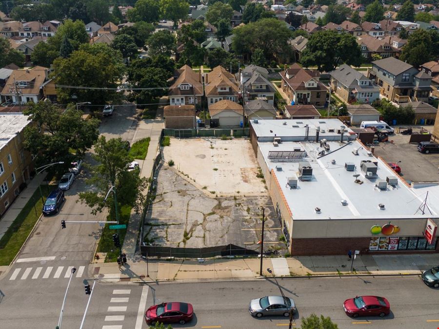 5401 West Montrose Avenue