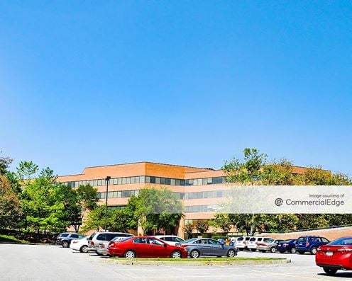North Park Business Community - 4 North Park Drive