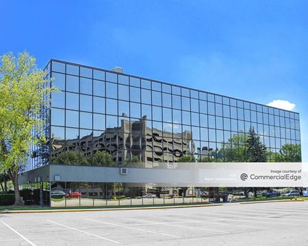 Commercial space for Rent at 4130 Dutchmans Lane in Louisville