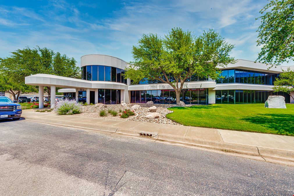 New Office Suite in One Petroleum Center