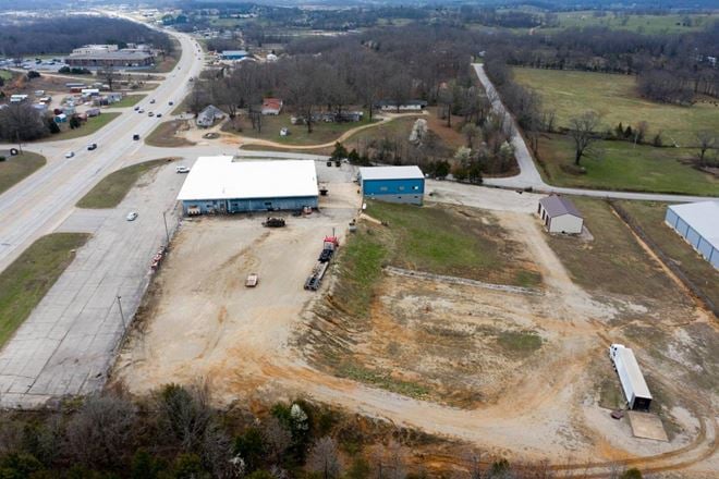 3711  N US Hwy 63