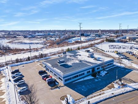 Office space for Rent at 1615 Commerce Parkway in Bloomington