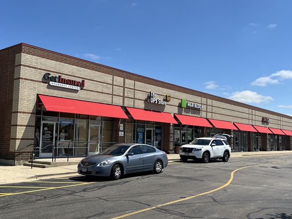 Retail Space at Vasa Fitness Anchored Center