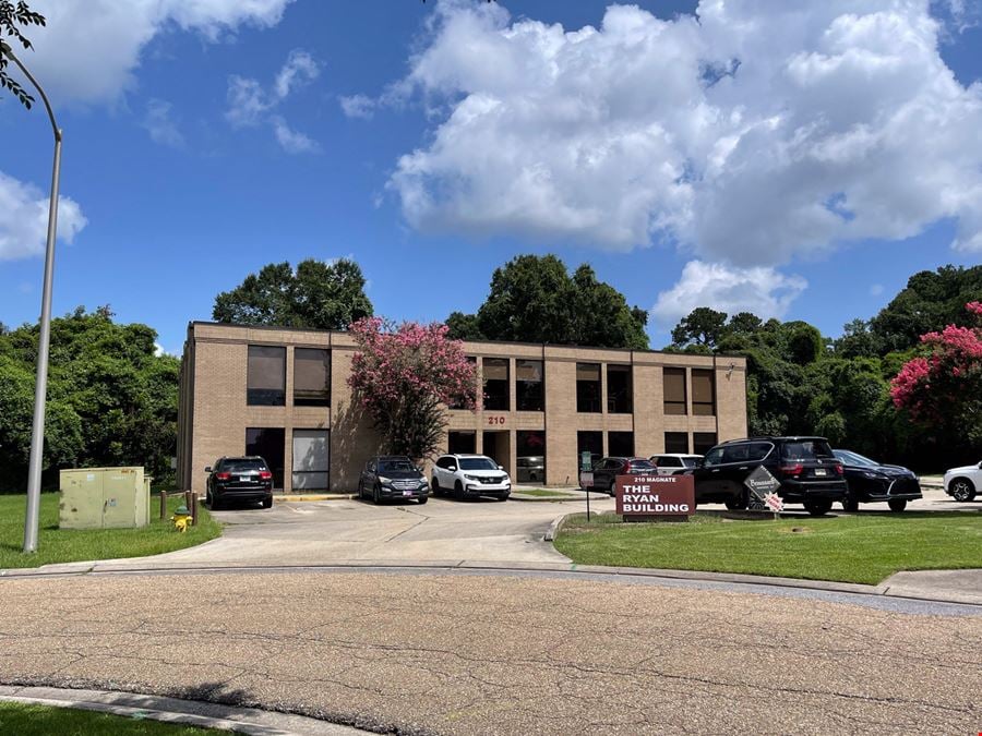±1,100 SF Office Suite Near Kaliste Saloom and W Pinhook