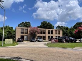 ±1,100 SF Office Suite Near Kaliste Saloom and W Pinhook