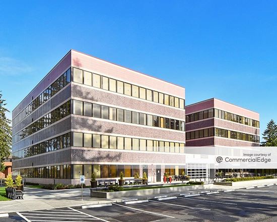 The Hub at Lacey - Woodland Center Buildings