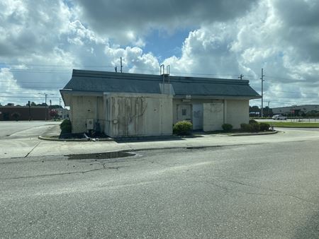 Commercial space for Sale at 305 N Eastern Blvd  in Fayetteville