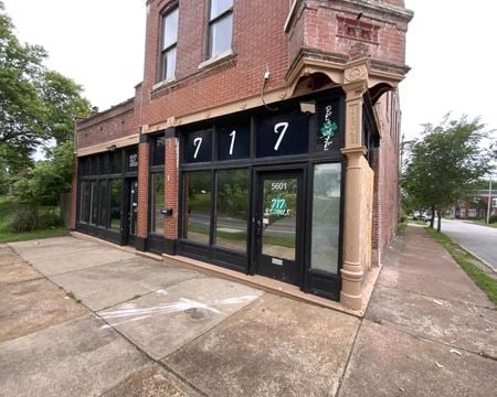 Photo of commercial space at 5601 S Broadway in Saint Louis