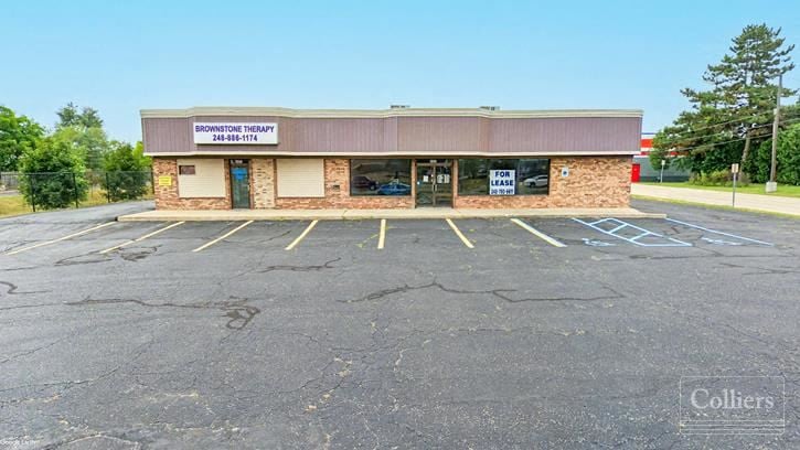 Dual-Tenant Retail Office | For Lease