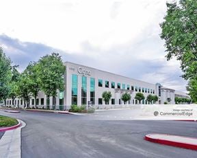 Tulare/Akers Professional Center