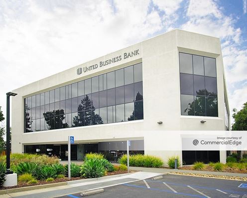 700 East El Camino Real