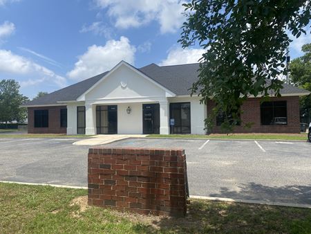 Photo of commercial space at 761 Middle Street in Fairhope